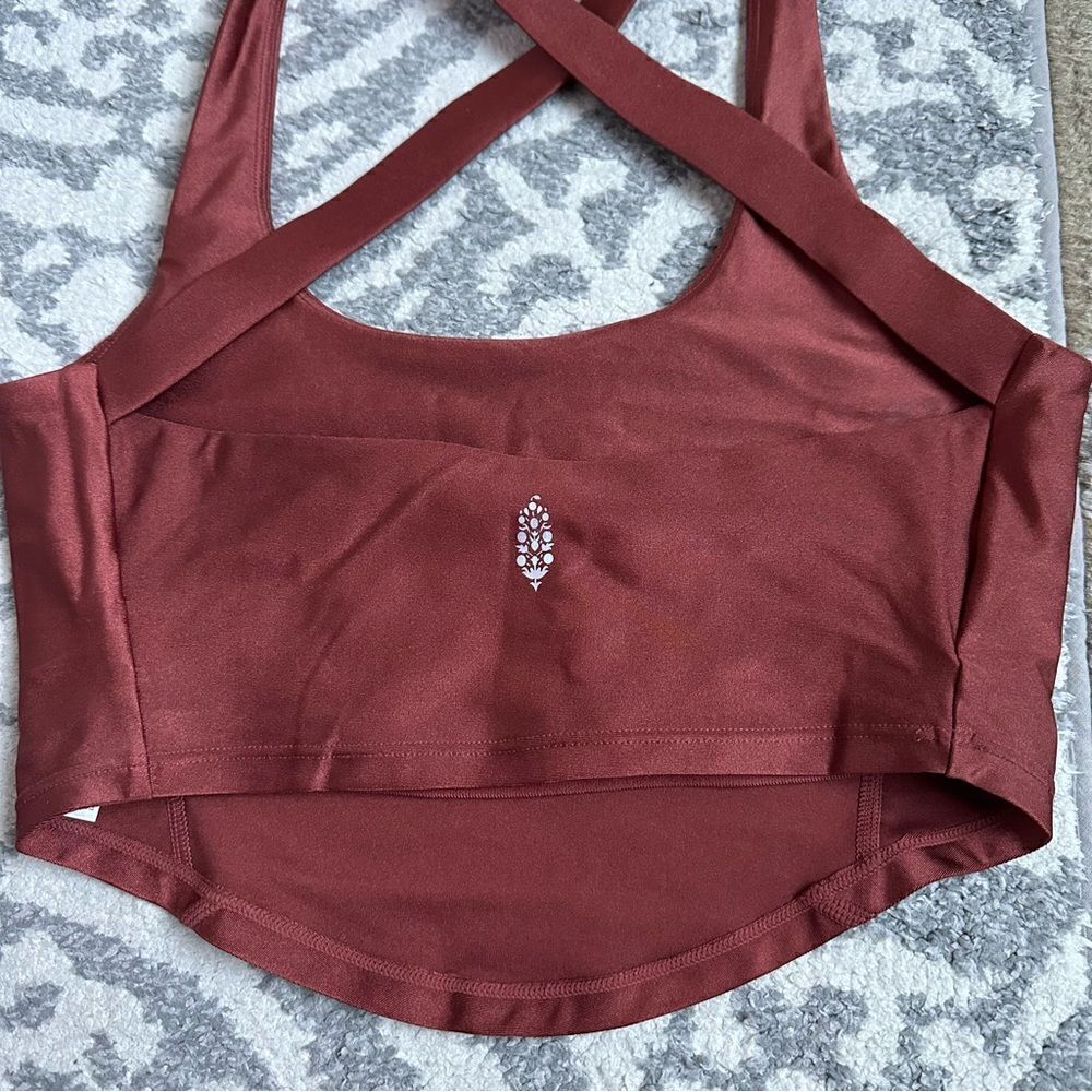 NWOT FP Movement - Free People shine halter cross back sports bra - size small - Picture 5 of 8